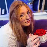 StaceyJensen Adlı Modelin Avatarı