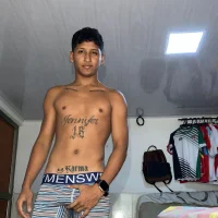 isaac8inchesx