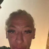 Rella123's Profile Pic
