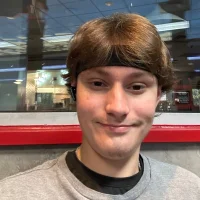 Huner528293's Profile Pic