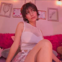 sallydennise's Profile Pic