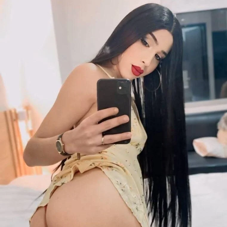 Rachellehothot profile photo