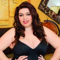 MoniqueHart's Profile Pic