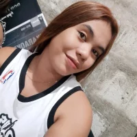 LaraXMika's Profile Pic