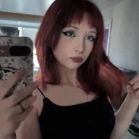 Mary_Lanee's Profile Pic