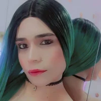 Julie_Rouch's Avatar Photo