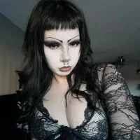 Bettieee_Agura's Avatar Pic