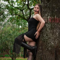 Alessia_Cruz