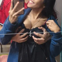 Uk_Moon's Profile Pic
