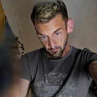 Fameandfortune40's Profile Pic