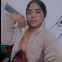 vvannessa33's Profile Pic