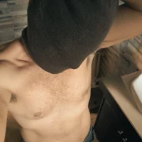 hotmuvz's Profile Pic