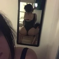 honey_bitchh's Avatar Photo