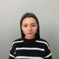 BellaRuleger Φωτ, Προφίλ