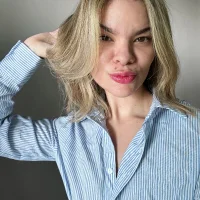 PeachChampagne's Avatar Pic