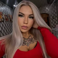 Mila_moore1 Φωτ, Προφίλ