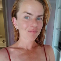 รูปโปรไฟล์ของ BuyMeNewBoobs