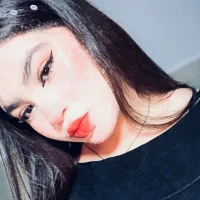 รูปอวาตาร ์ของ carolineeh_