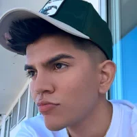 Ảnh Đại Diện OnlySantty