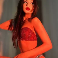 Suzie_hot's Profile Pic