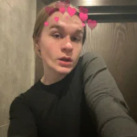 LeanByri Φωτ, Προφίλ