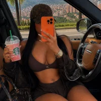 MarianasXhot's Avatar Pic