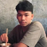 yang_wise's Profile Pic