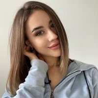 LewEllina's Profile Pic