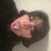 romeroneko's Profile Pic