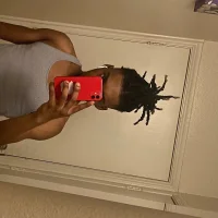 ccTyvv's Profile Pic