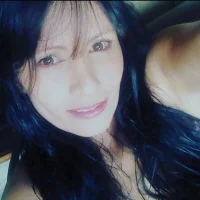 Dulce2shary, Stripchat webcam model from Colombia