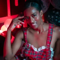 jasmine_adams Adlı Modelin Avatarı