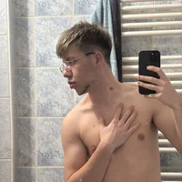 wolfglow's Profile Pic