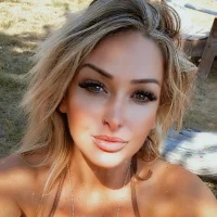 demiboo's Profile Pic
