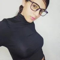 Lindahfox's Profile Pic