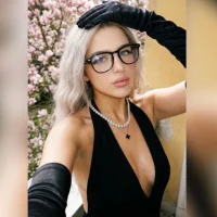 Avatar obrázek Holly-Glamour