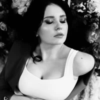 ArinaMiller's Profile Pic