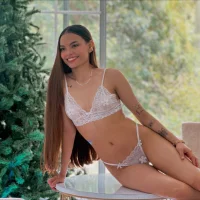 EmmyHall_'s Profile Pic