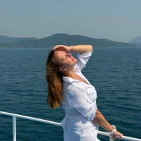 jess_benz's Avatar Pic