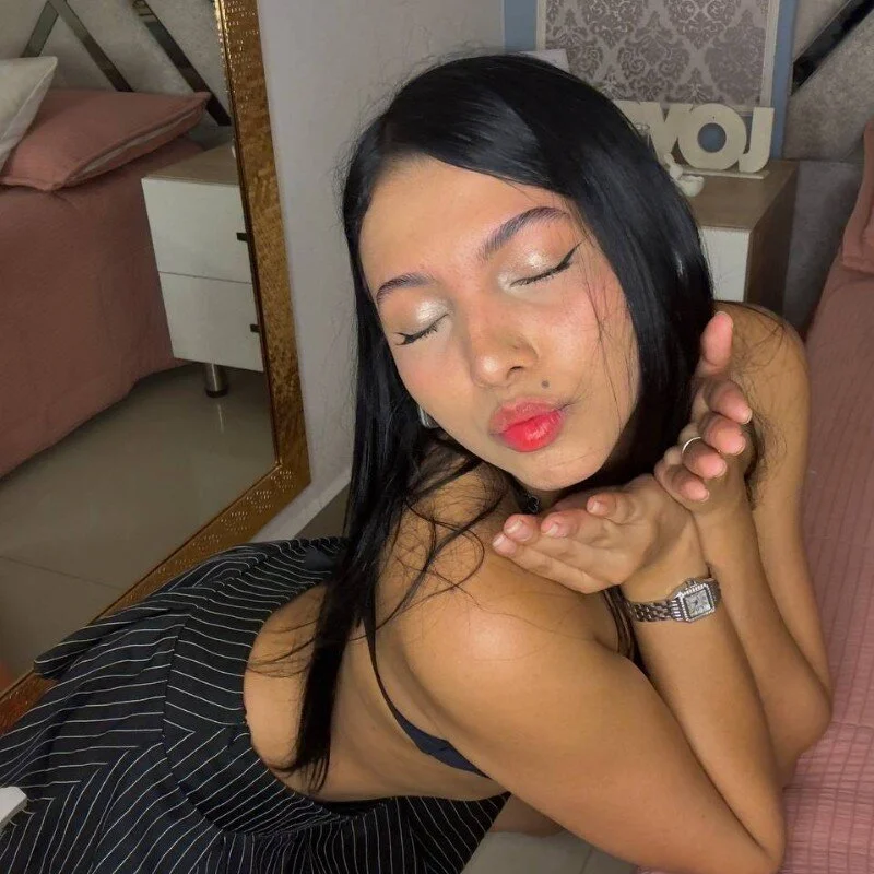 danna_peters Stripchat profile image