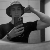 Vanyaa3's Profile Pic