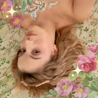 AmilyPure's Profile Pic