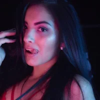 nicky_moon's Profile Pic