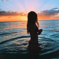 Lill_Rose's Profile Pic