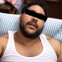 elpoop7305 Adlı Modelin Avatarı