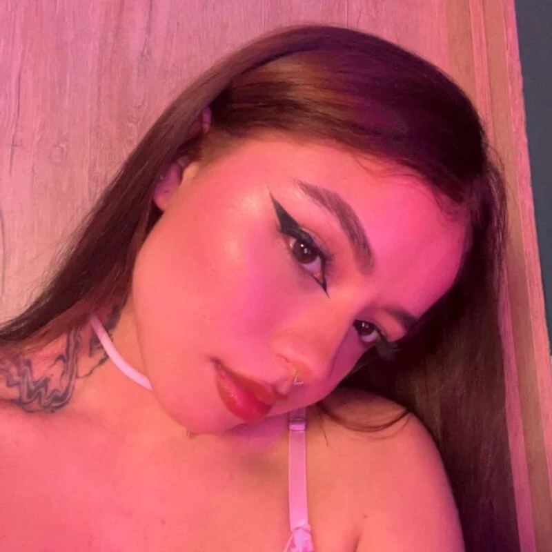 Aly_ix Stripchat profile image