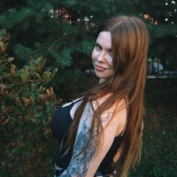 foxyy_roxyy's Profile Pic