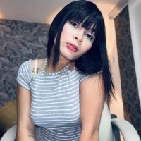 Caroline_Fox12's Profile Pic
