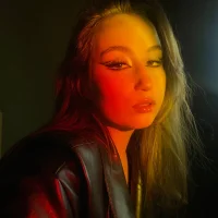 Slika avatara modela _TR1X1E_