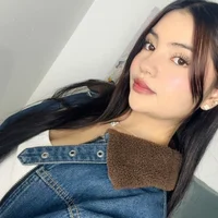 EmiilyCherry's Offline Chat Room